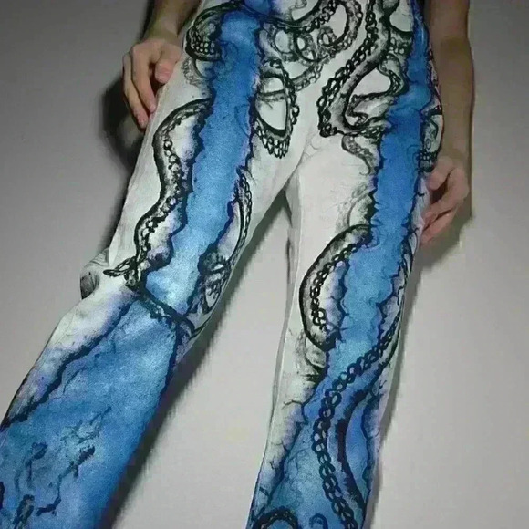 Unique colorful hand-painted artsy jeans size 32 with octopus design - Picture 7 of 14